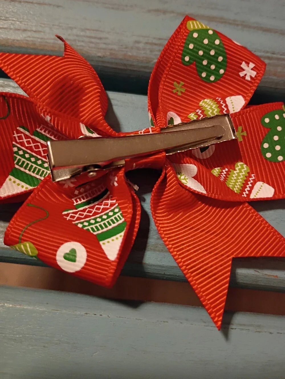 Source Unknown Red Holiday Mittens Bow Hair Clip for Kids